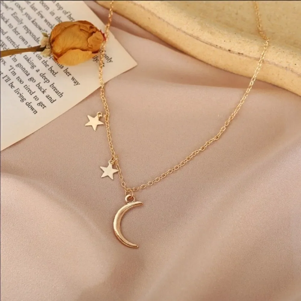 Necklace Dainty crescent moon and stars cute